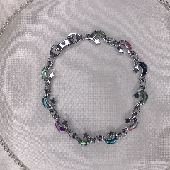 Galactic Star and Moon Abalone Shell Necklace and Bracelet Set - Picture 4 of 10